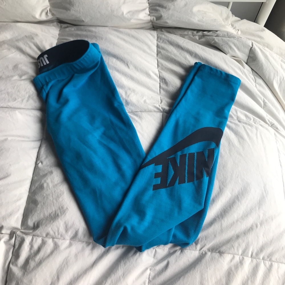Nike Blue leggings